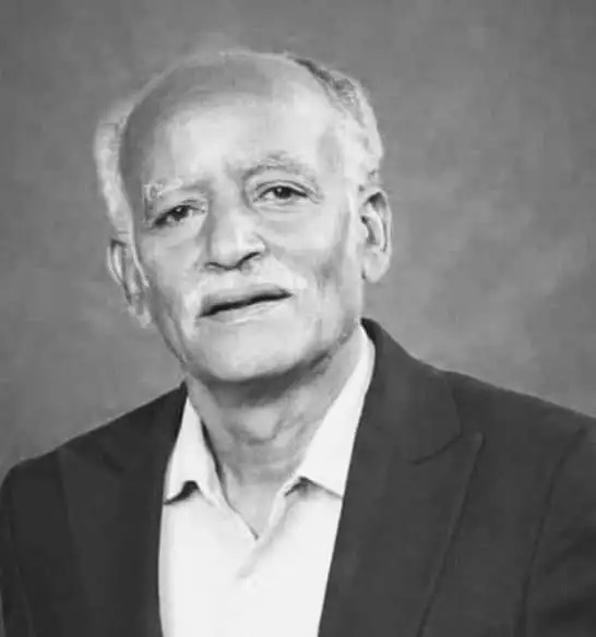 عميد كلية المجتمع بالعاصمة عدن يعزي بوفاة الإعلامي علي عبدالله السقاف